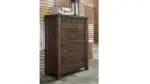 STARMORE QUEEN BEDROOM SUITE (BED + 2 NIGHTSTANDS + MIRRORED DRESSER + CHEST OF DRAWERS)